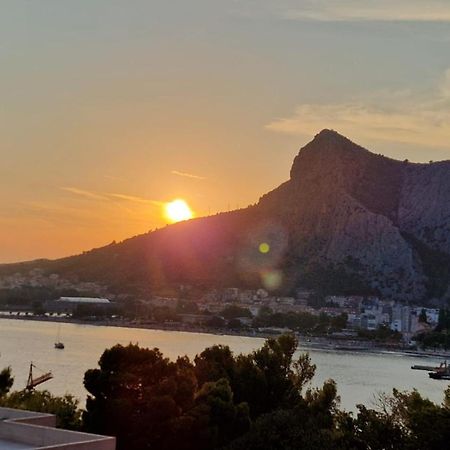 Panorama Sea View Apartment H Omiš Esterno foto
