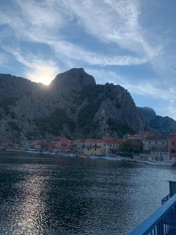 Panorama Sea View Apartment H Omiš Esterno foto
