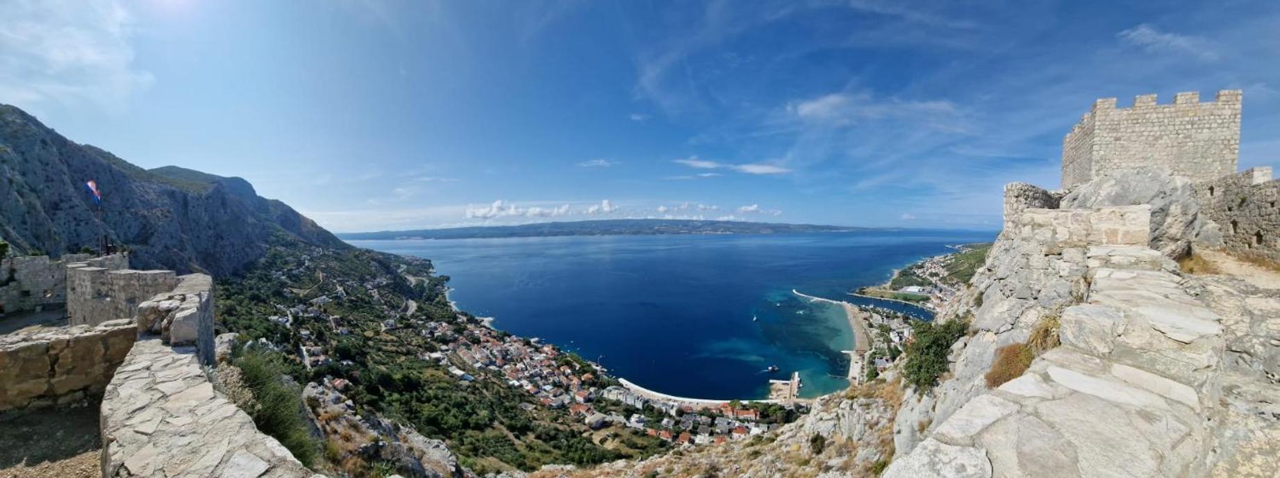Panorama Sea View Apartment H Omiš Esterno foto