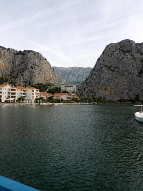 Panorama Sea View Apartment H Omiš Esterno foto